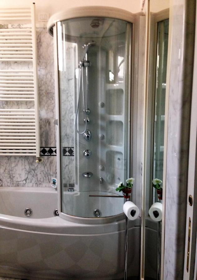 Raffaello Al Duomo - Bufalini Apartments フィレンツェ エクステリア 写真